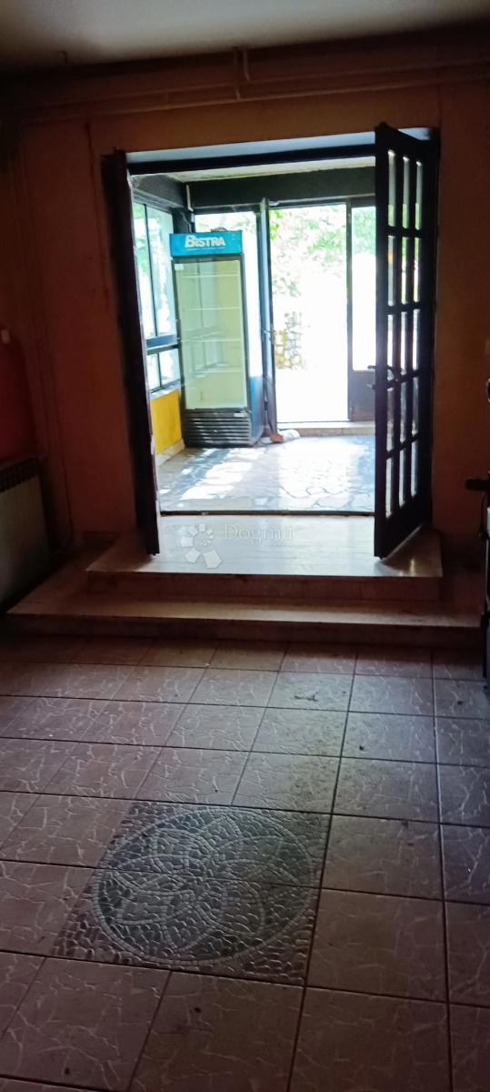 Hiša Delnice, 365m2