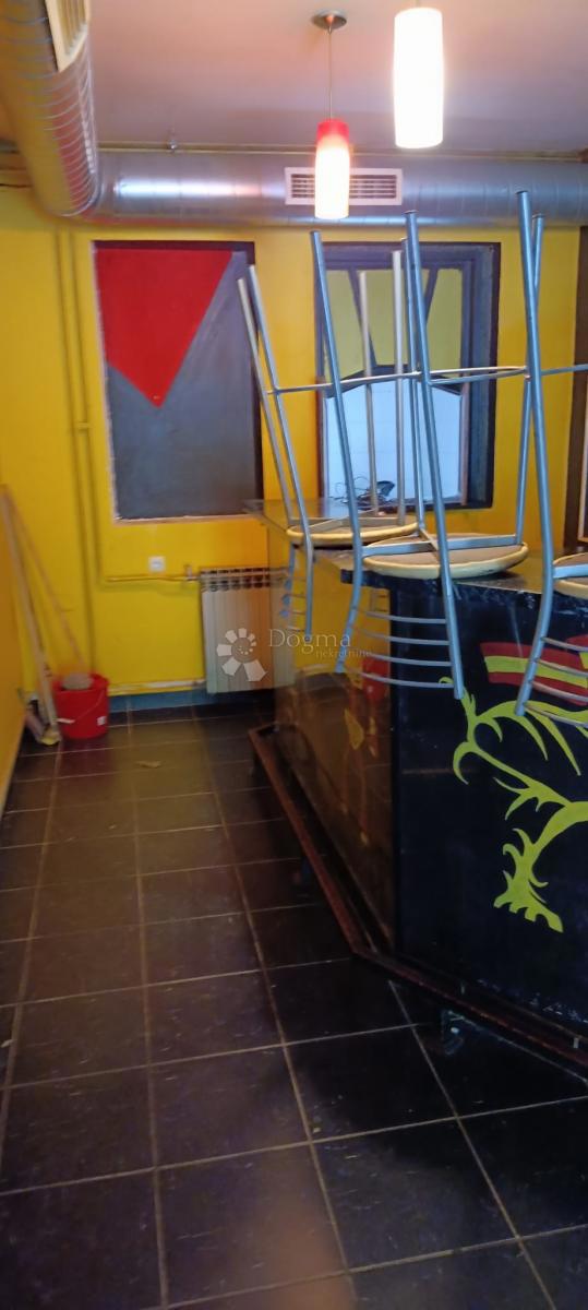 Hiša Delnice, 365m2