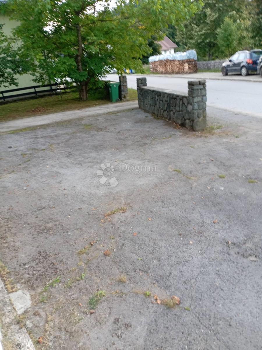 Hiša Delnice, 365m2