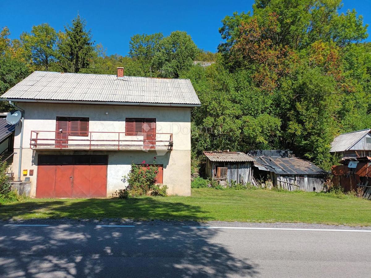 Hiša Bunić, Udbina, 100m2