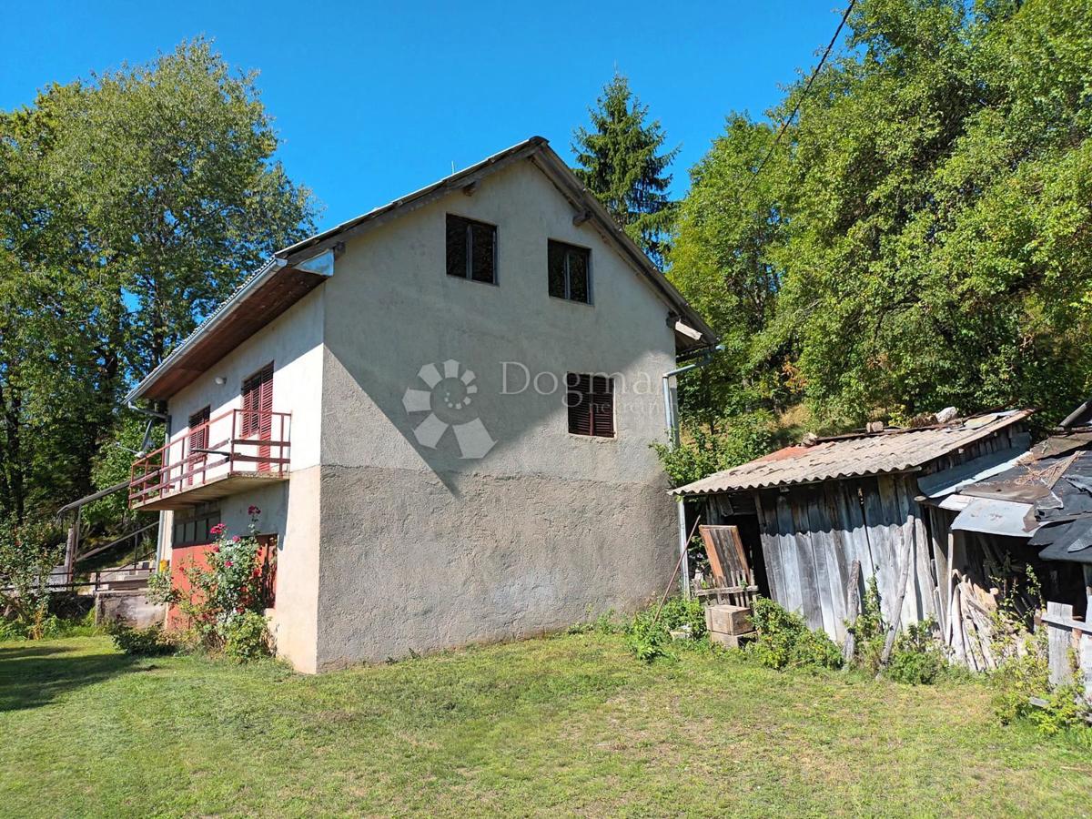 Hiša Bunić, Udbina, 100m2