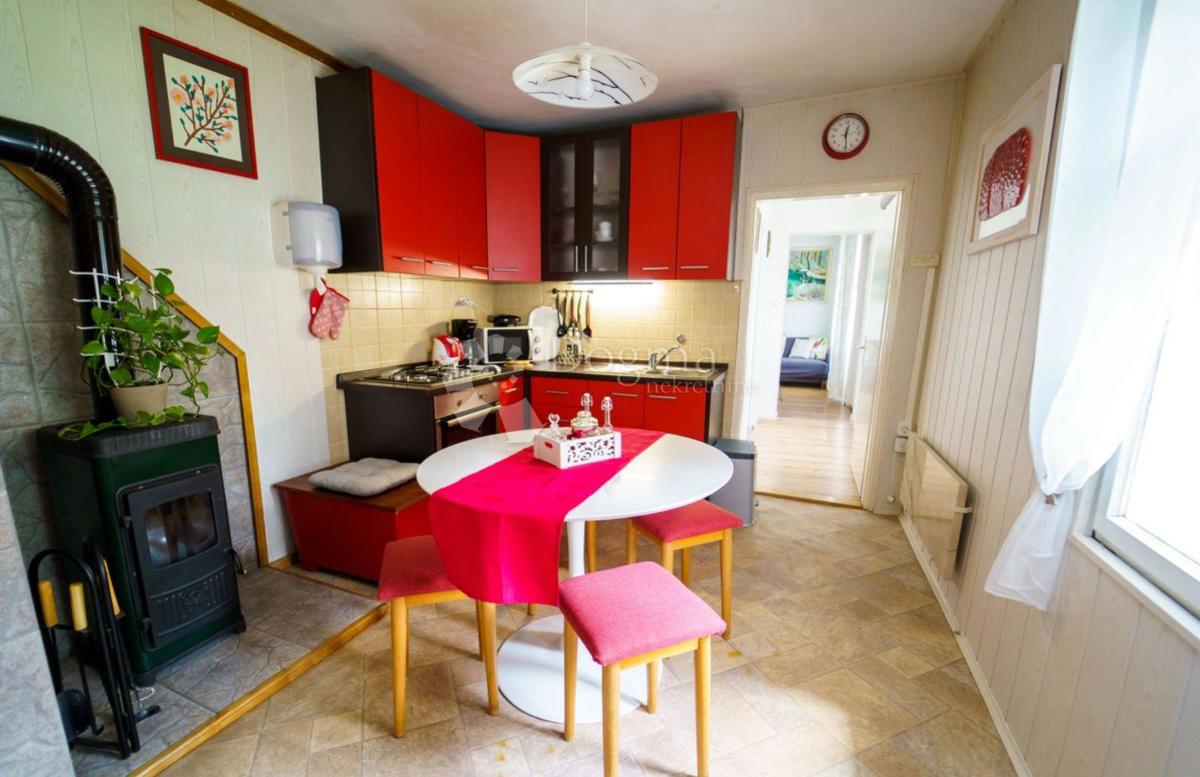 Hiša Lučice, Delnice, 200m2