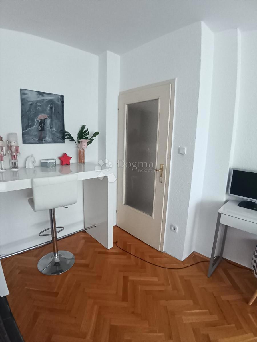 Hiša Višnjevac, Osijek - Okolica, 250m2