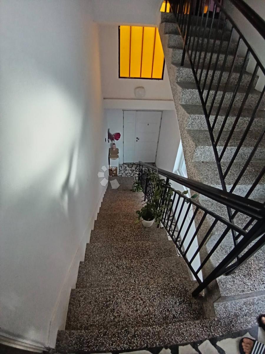 Hiša Višnjevac, Osijek - Okolica, 250m2