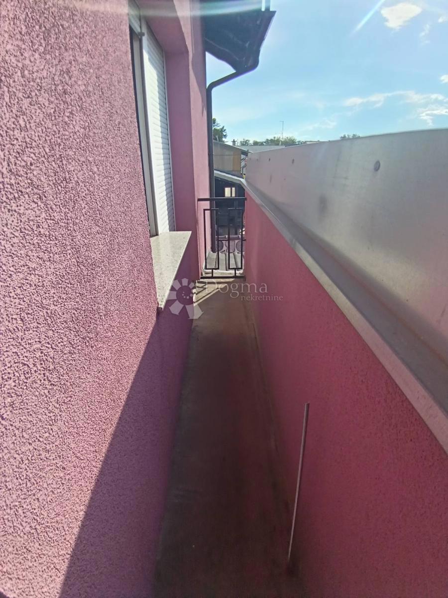 Hiša Višnjevac, Osijek - Okolica, 250m2