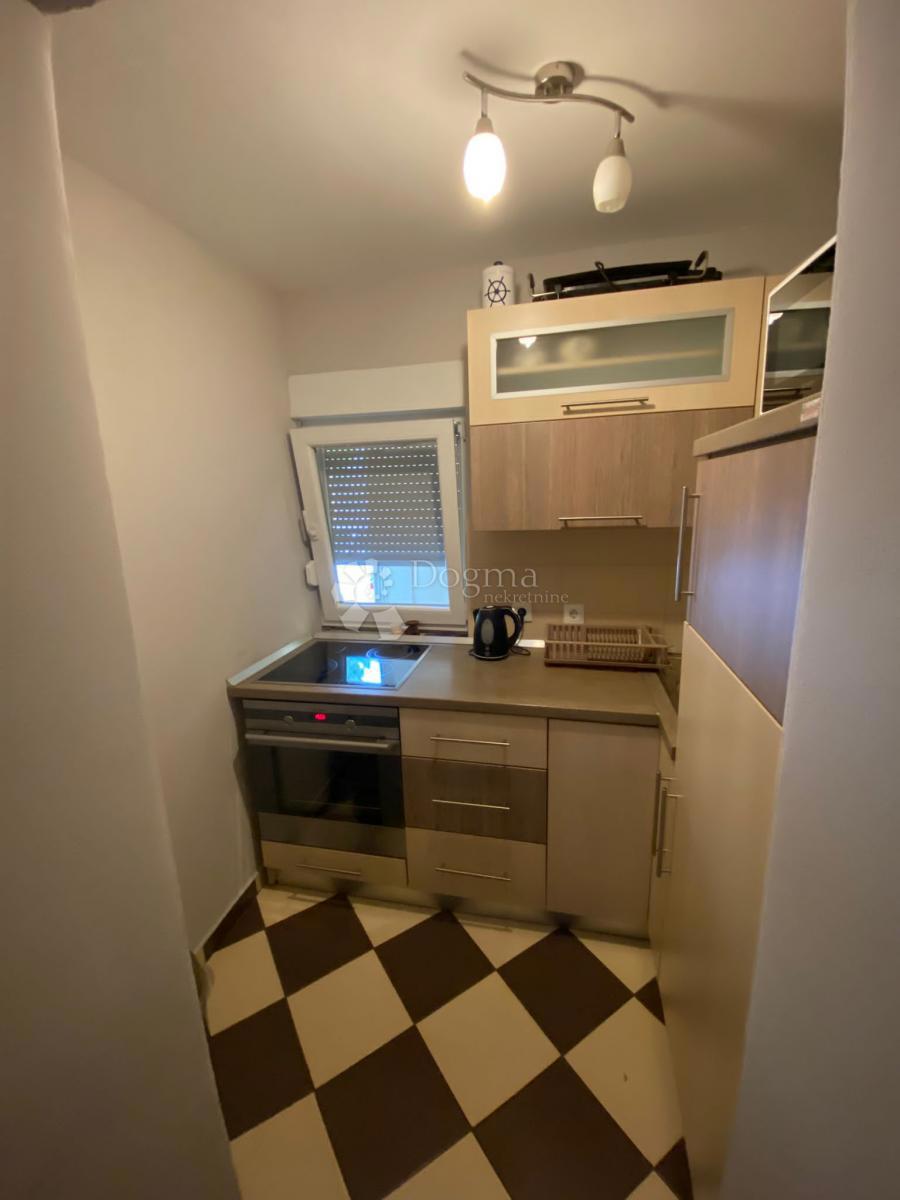 Hiša Novi Vinodolski, 100m2