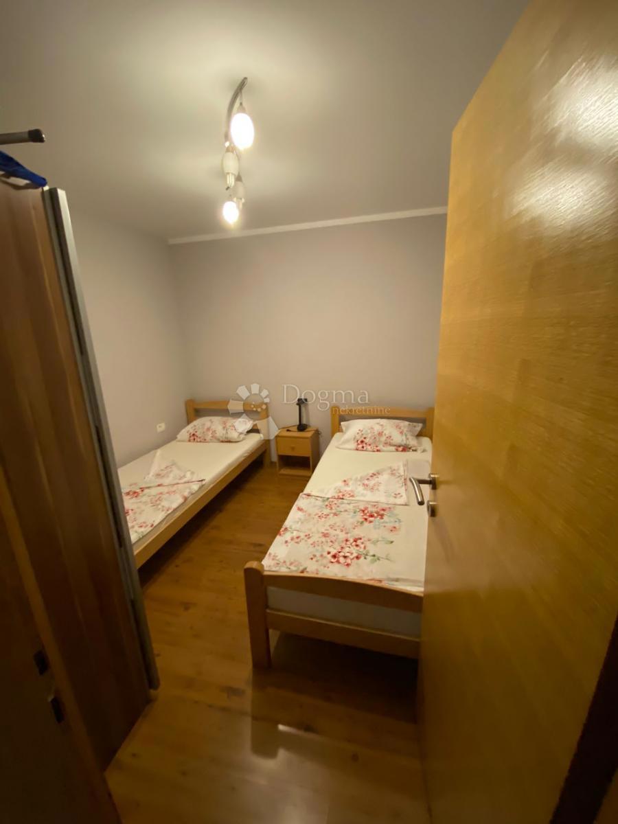 Hiša Novi Vinodolski, 100m2