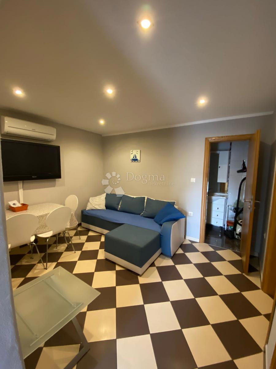 Hiša Novi Vinodolski, 100m2