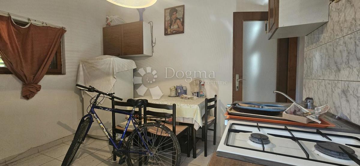 Hiša Štinjan, Pula, 160m2