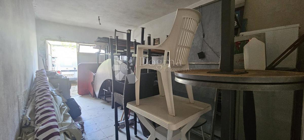 Hiša Štinjan, Pula, 160m2