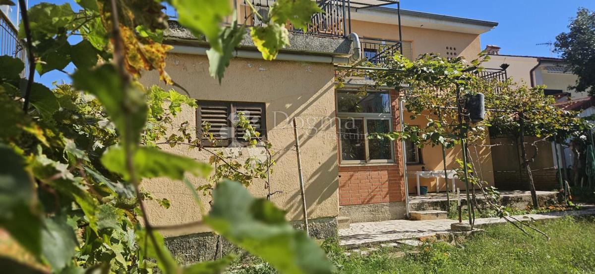 Hiša Štinjan, Pula, 160m2