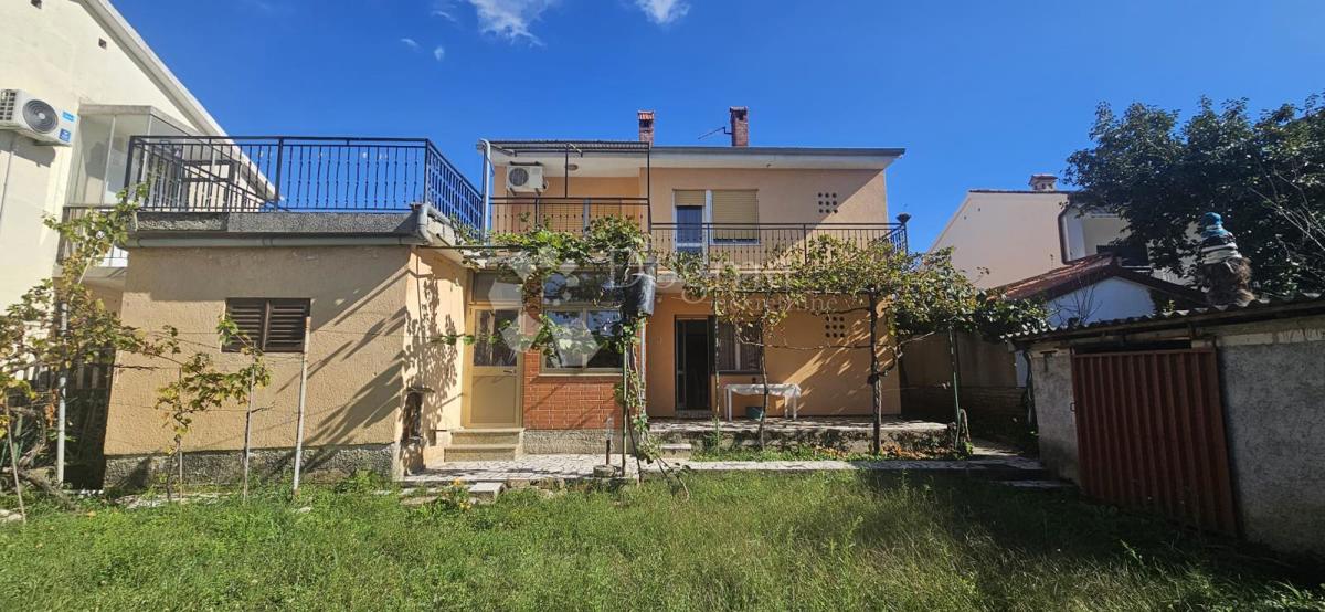 Hiša Štinjan, Pula, 160m2