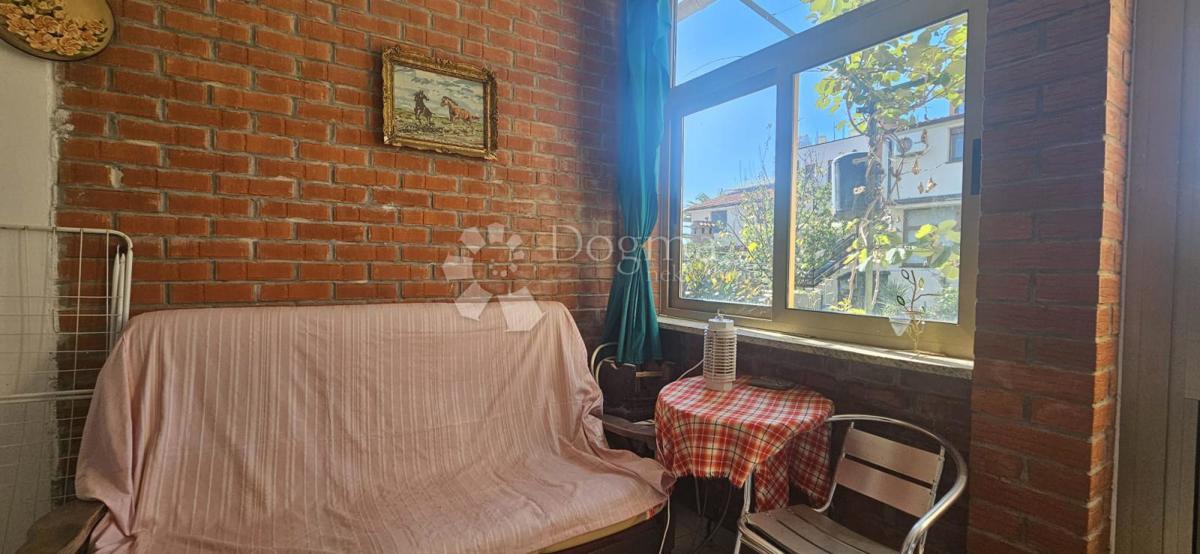 Hiša Štinjan, Pula, 160m2