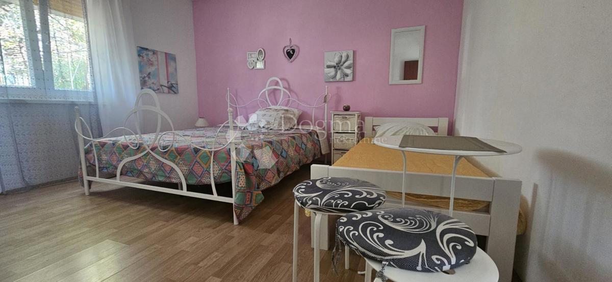 Hiša Štinjan, Pula, 160m2