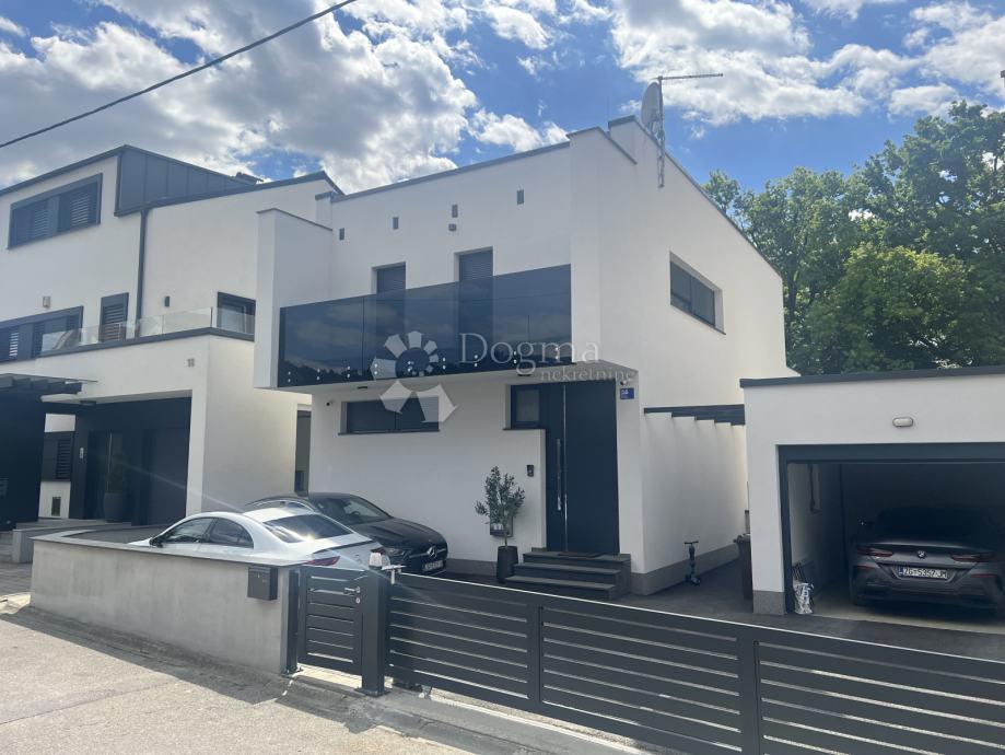 Hiša Maksimir, 302m2