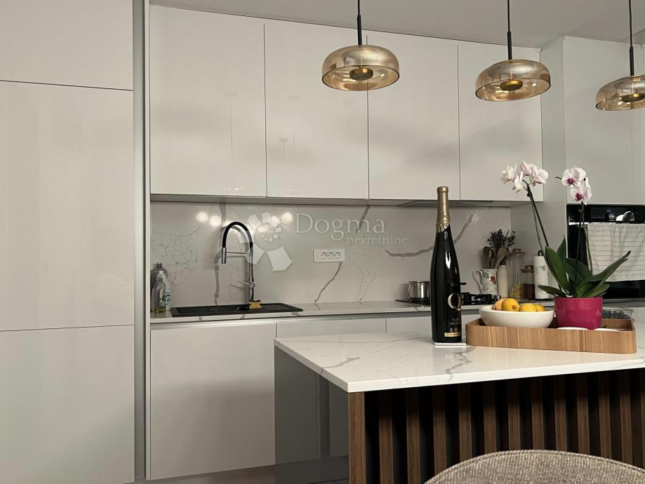 Hiša Maksimir, 302m2