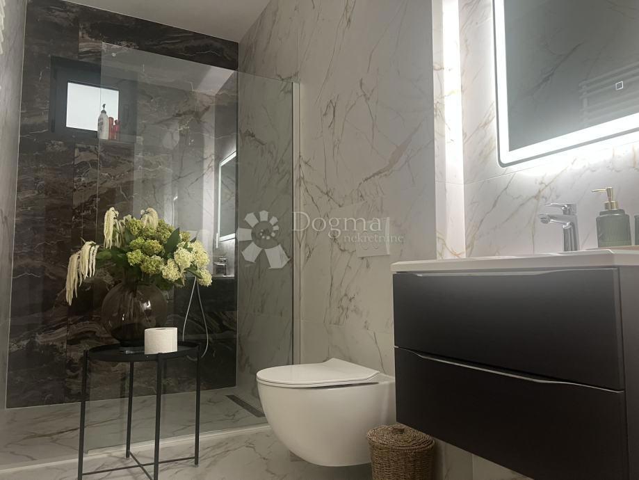 Hiša Maksimir, 302m2