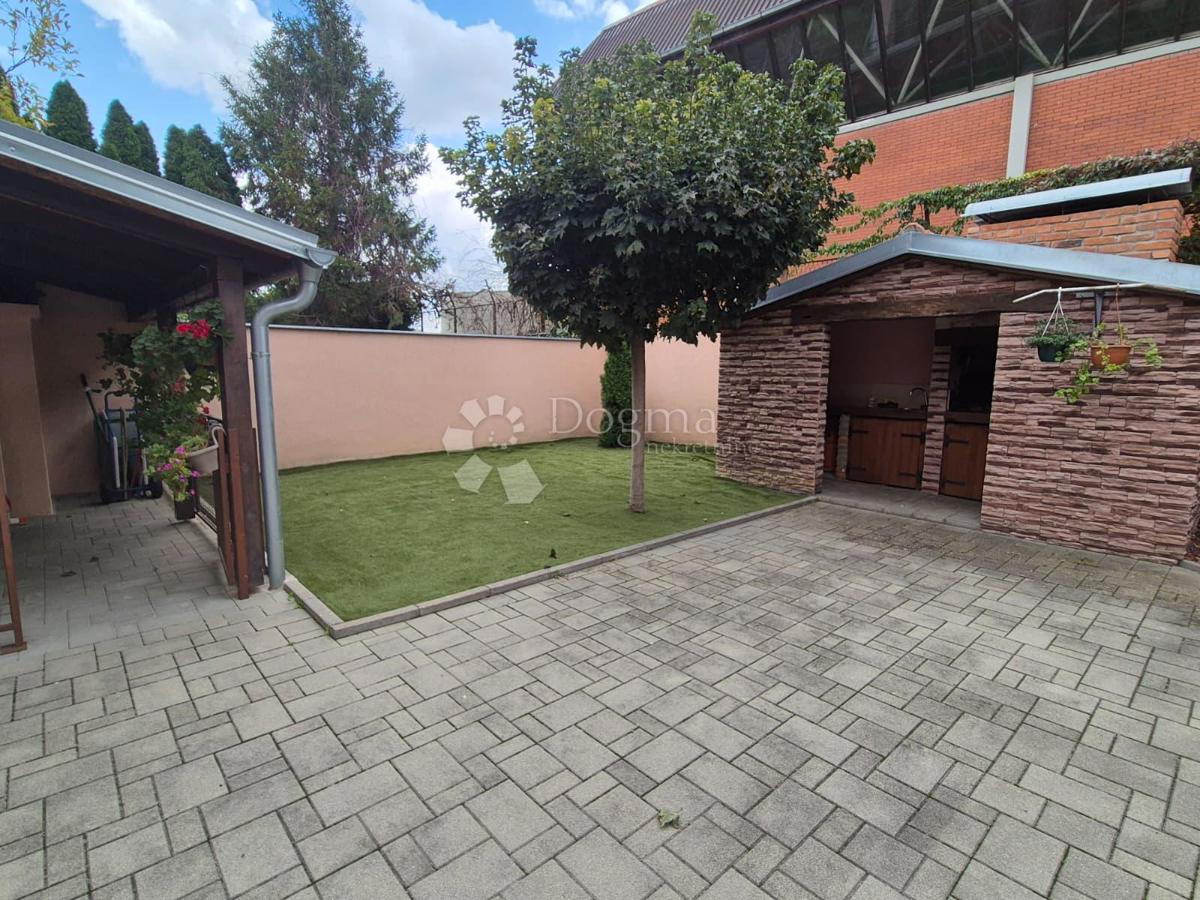 Hiša Gornji grad / Centar, Osijek, 351,57m2