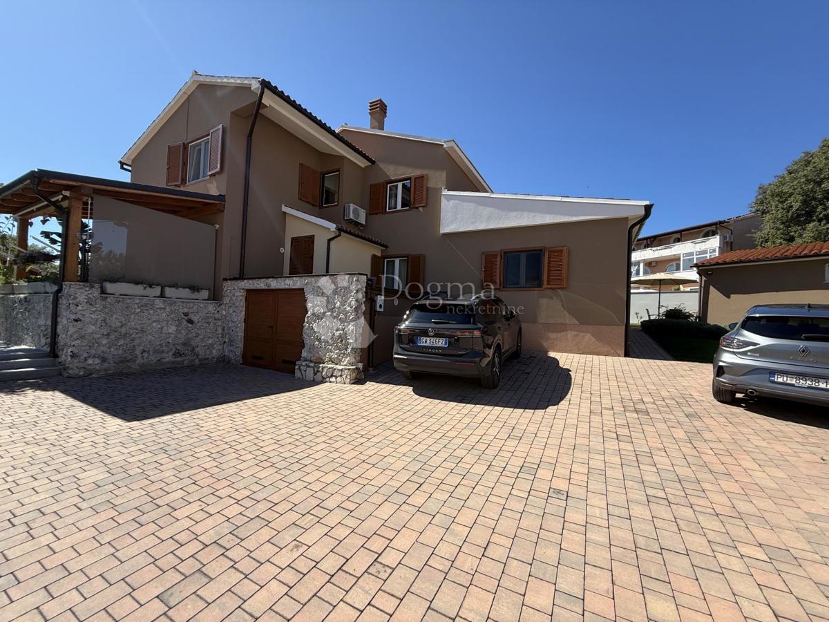 Hiša Banjole, Medulin, 285m2