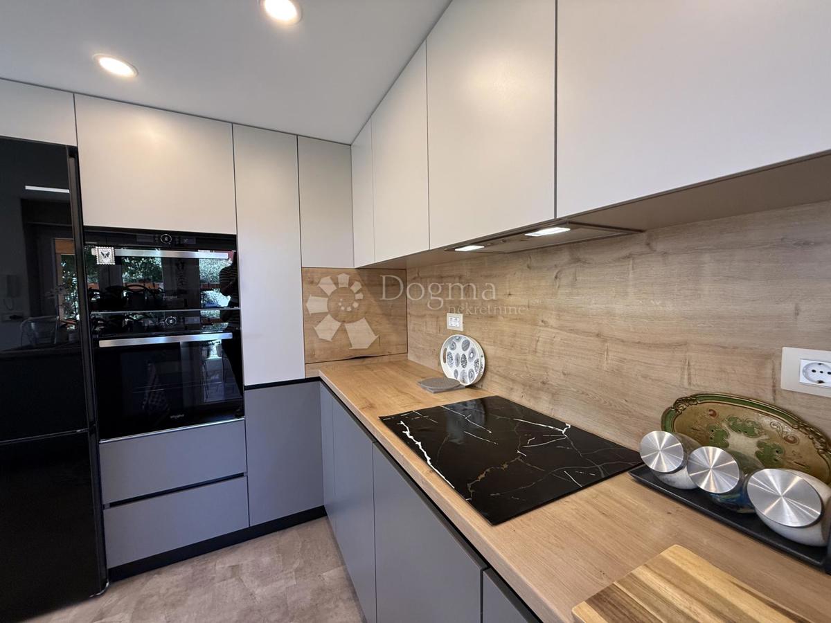 Hiša Banjole, Medulin, 285m2