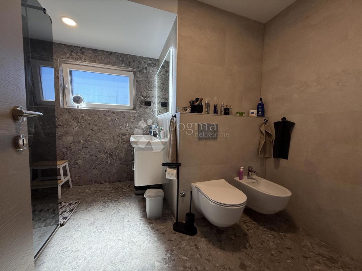 Hiša Banjole, Medulin, 285m2