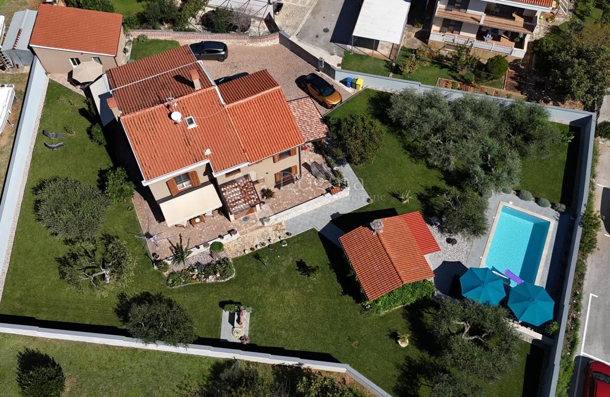 Hiša Banjole, Medulin, 285m2