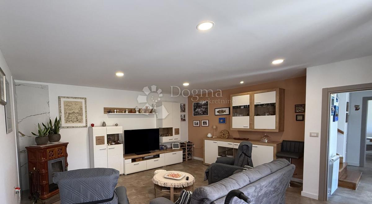 Hiša Banjole, Medulin, 285m2