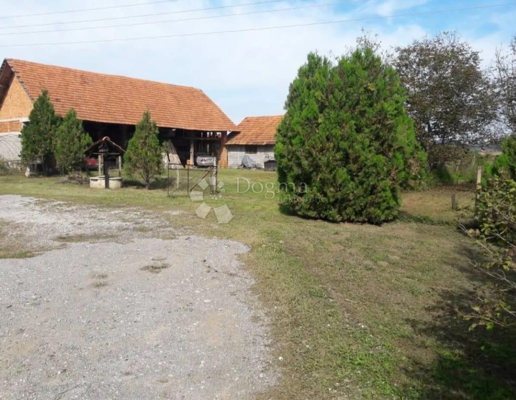 Hiša Donji Čemehovec, Dubravica, 200m2