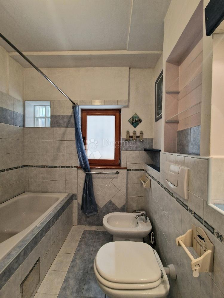 Stanovanje Rabac, Labin, 70,58m2