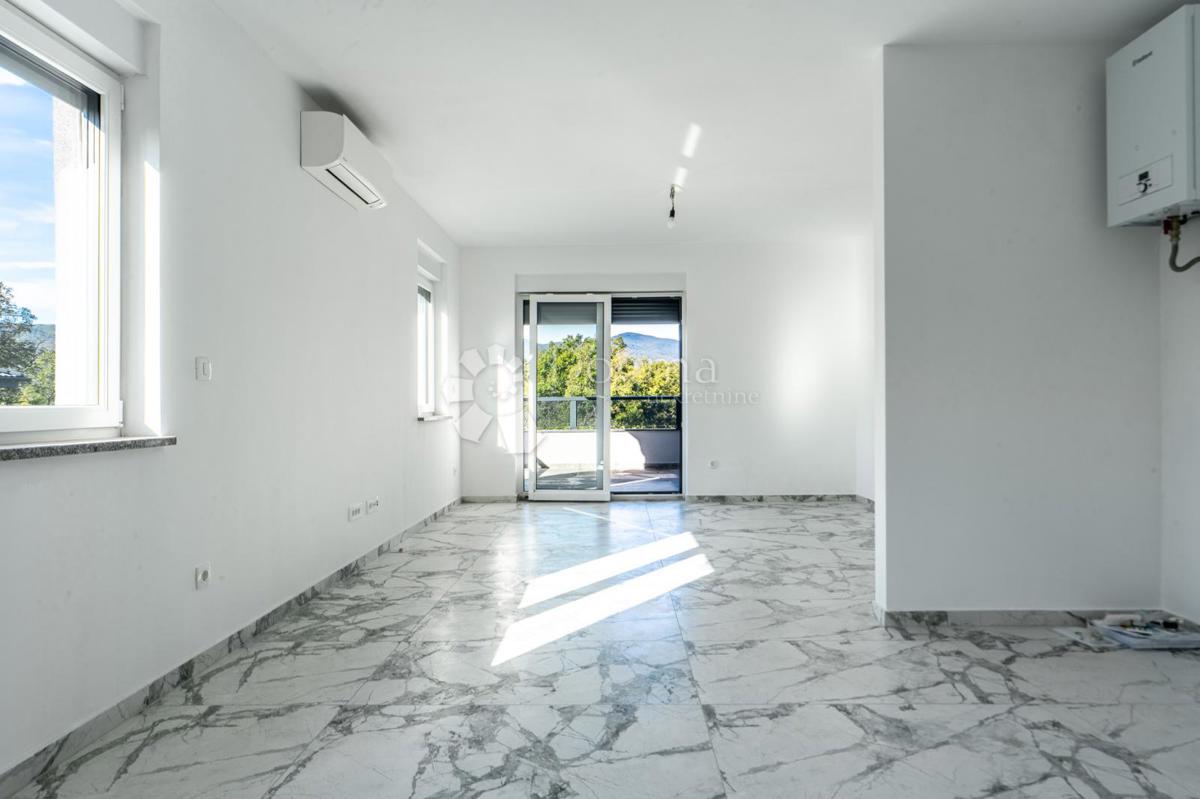 Stanovanje Jurdani, Matulji, 82m2