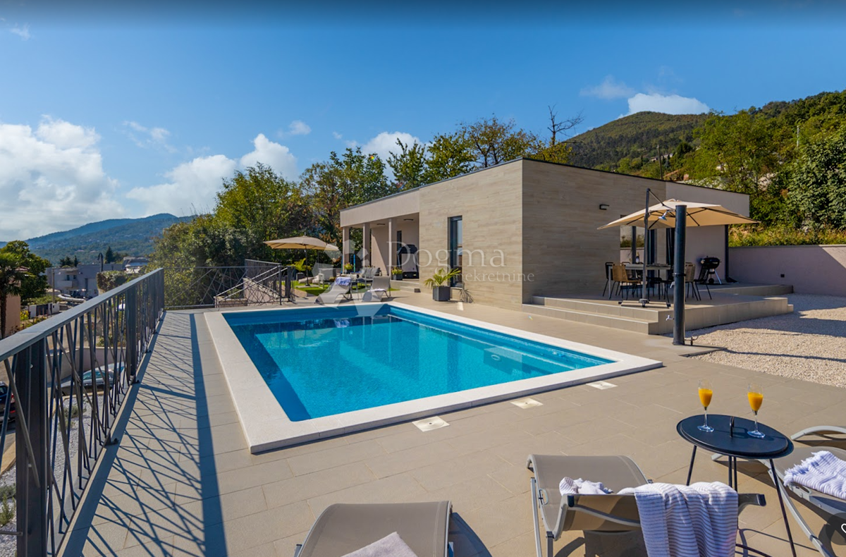 Hiša Opatija, 1.224m2