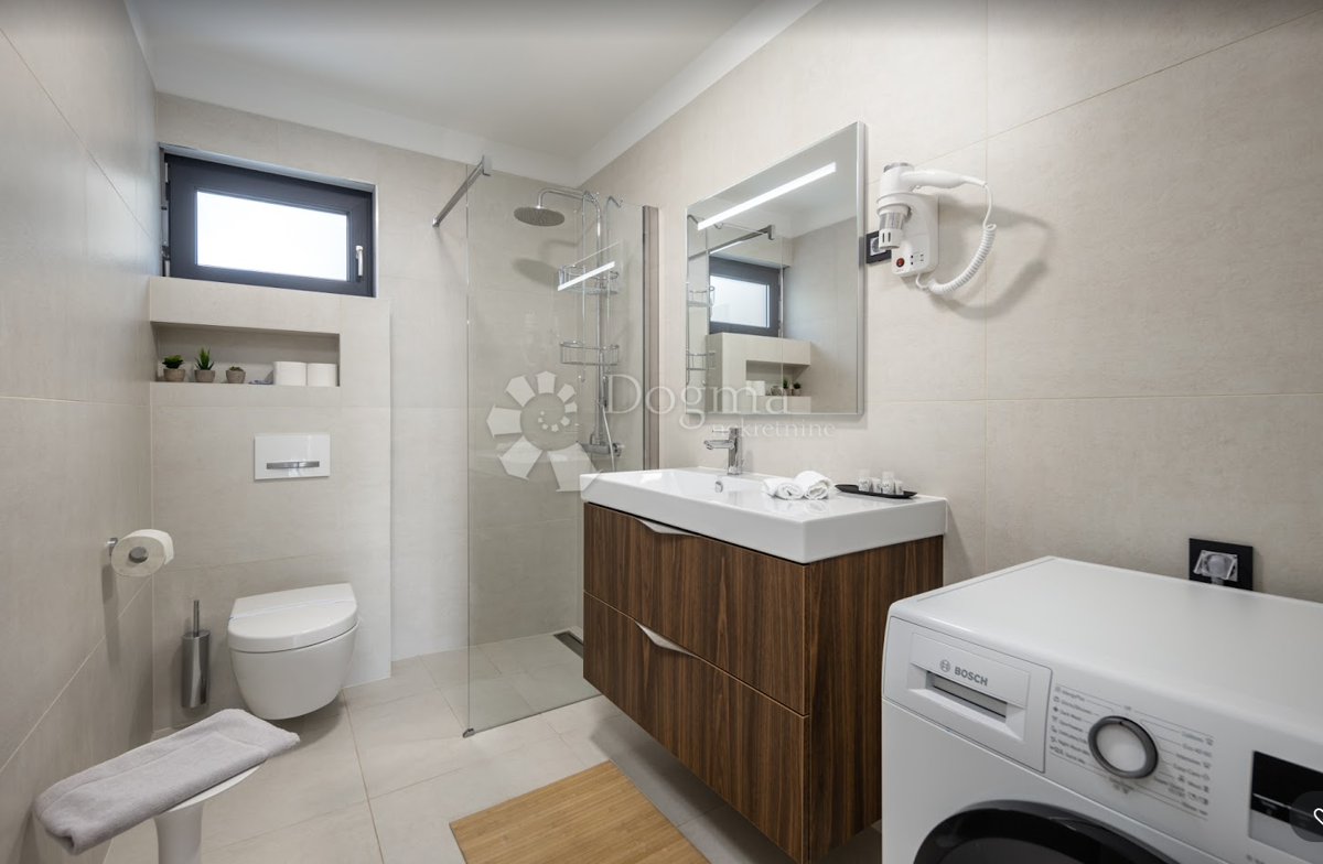 Hiša Opatija, 1.224m2