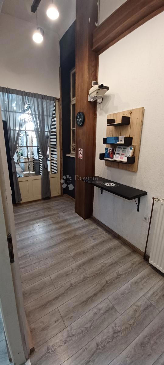 Poslovni prostor Centar, Vinkovci, 170m2