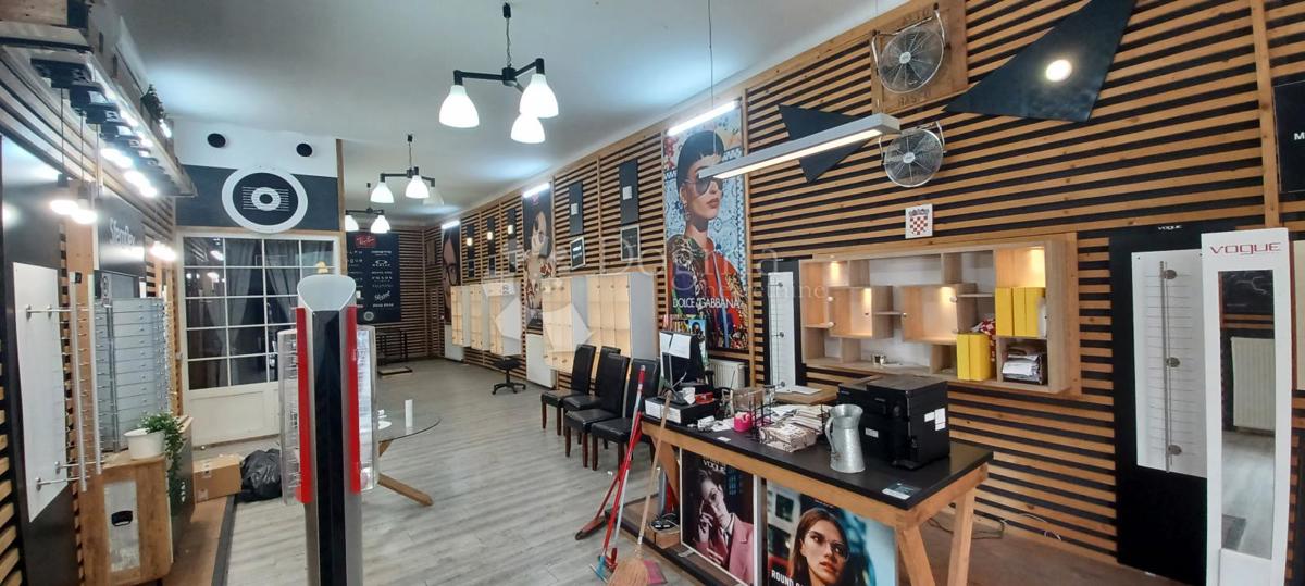 Poslovni prostor Centar, Vinkovci, 170m2