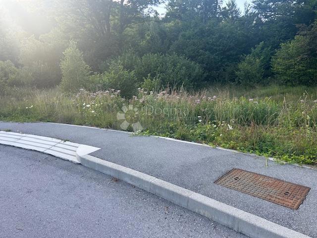 Zazidljivo zemljišče Fužine, 2.053m2