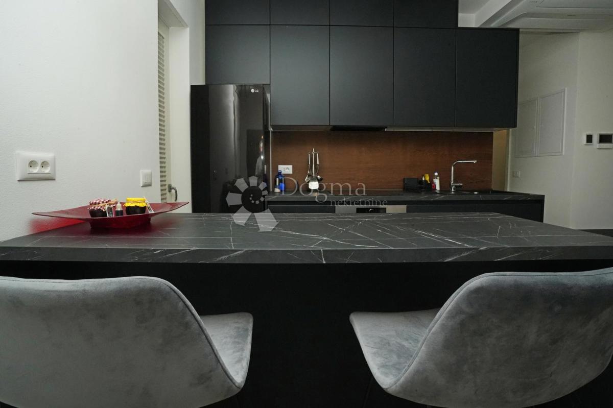 Stanovanje Poreč, 70m2