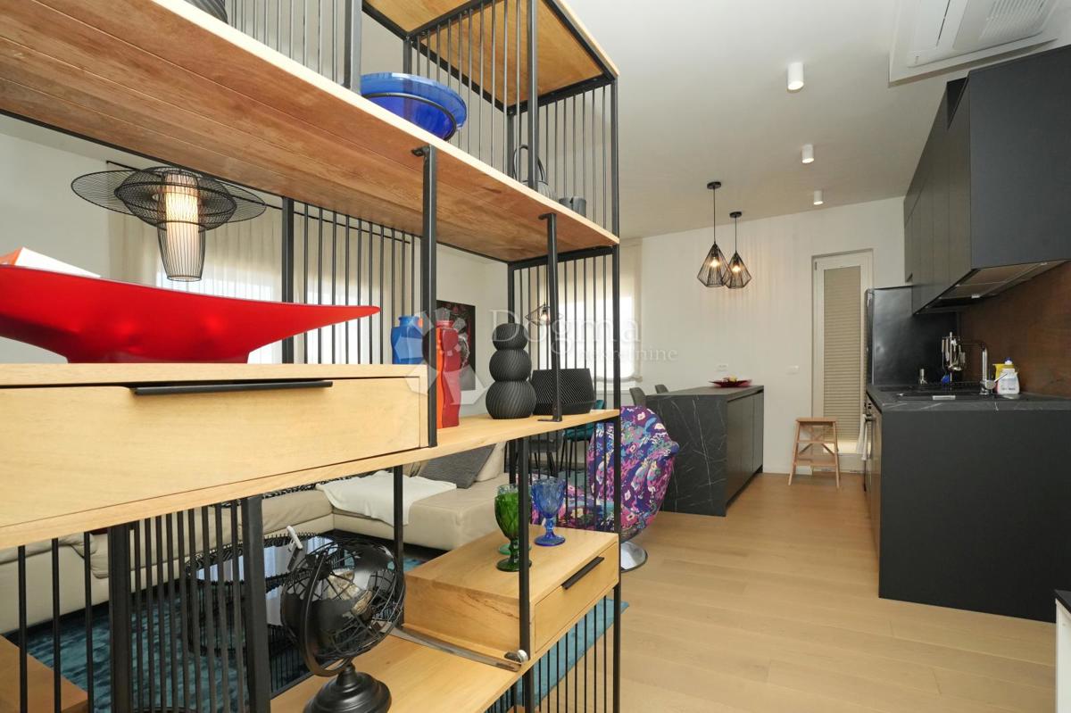 Stanovanje Poreč, 70m2