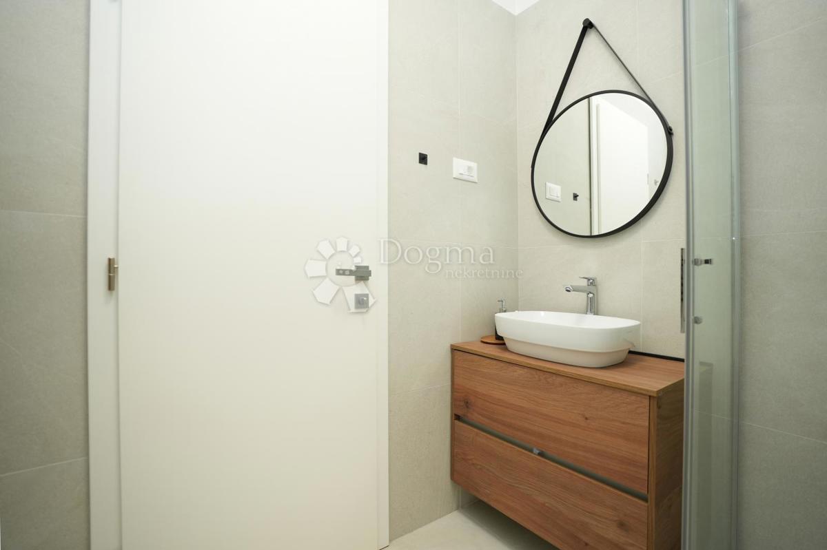 Stanovanje Poreč, 70m2