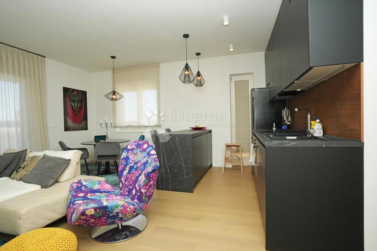 Stanovanje Poreč, 70m2