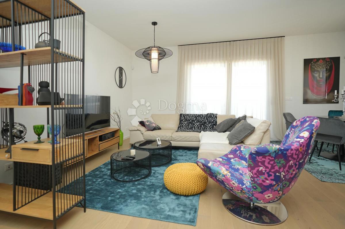 Stanovanje Poreč, 70m2