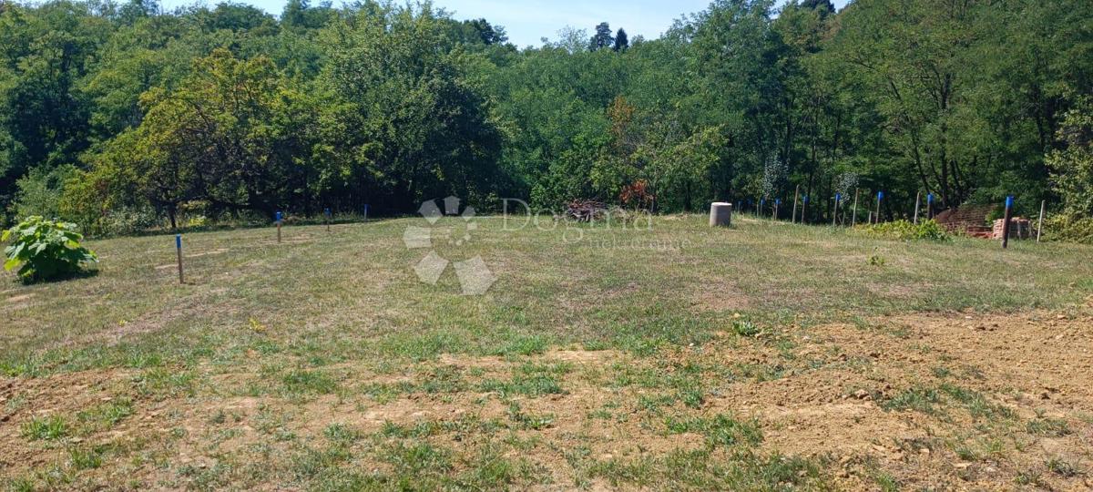 Zazidljivo zemljišče Hrebinec, Brckovljani, 1.627m2