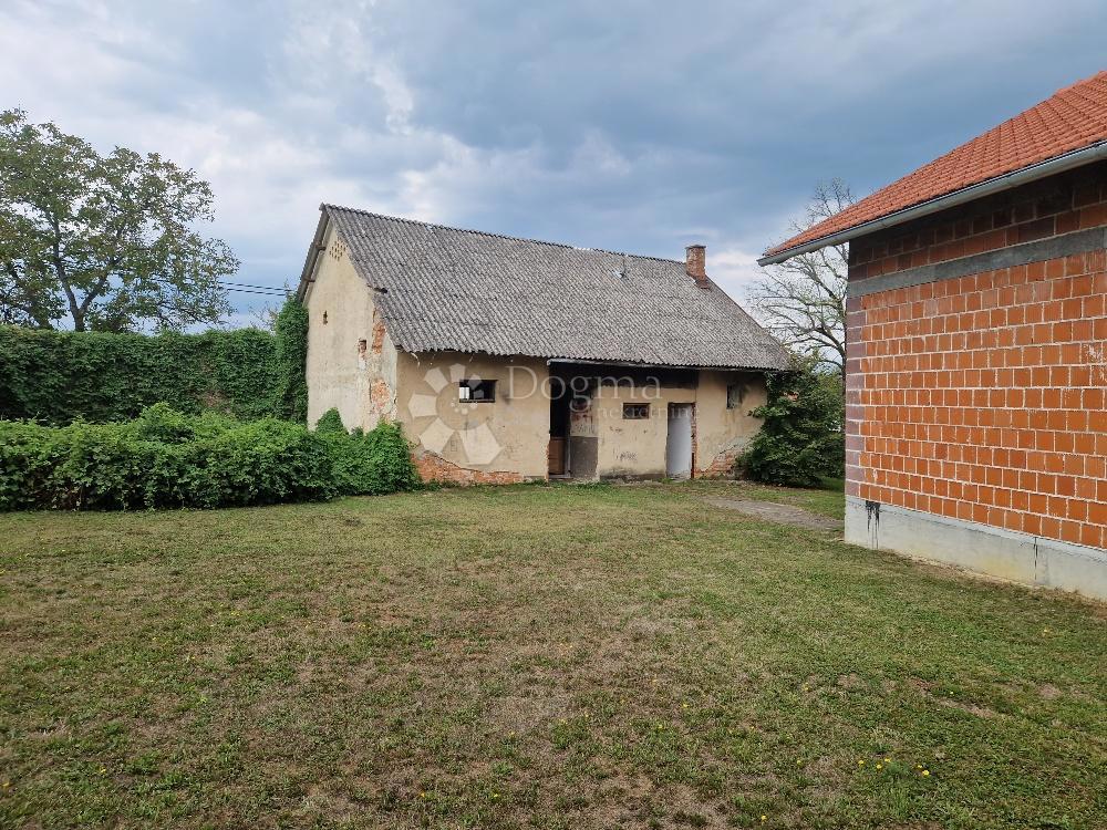 Hiša Popović Brdo, Karlovac - Okolica, 70m2