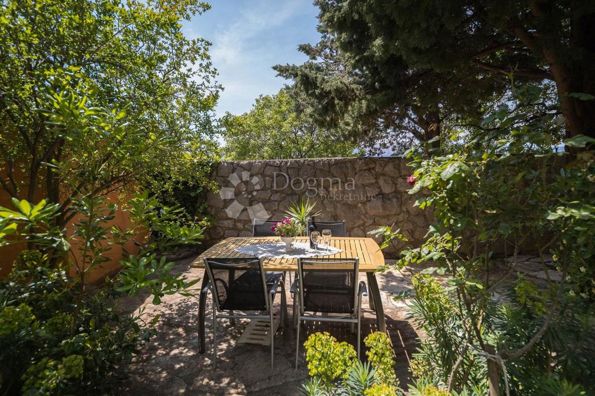 Hiša Smokvica Krmpotska, Novi Vinodolski, 680m2