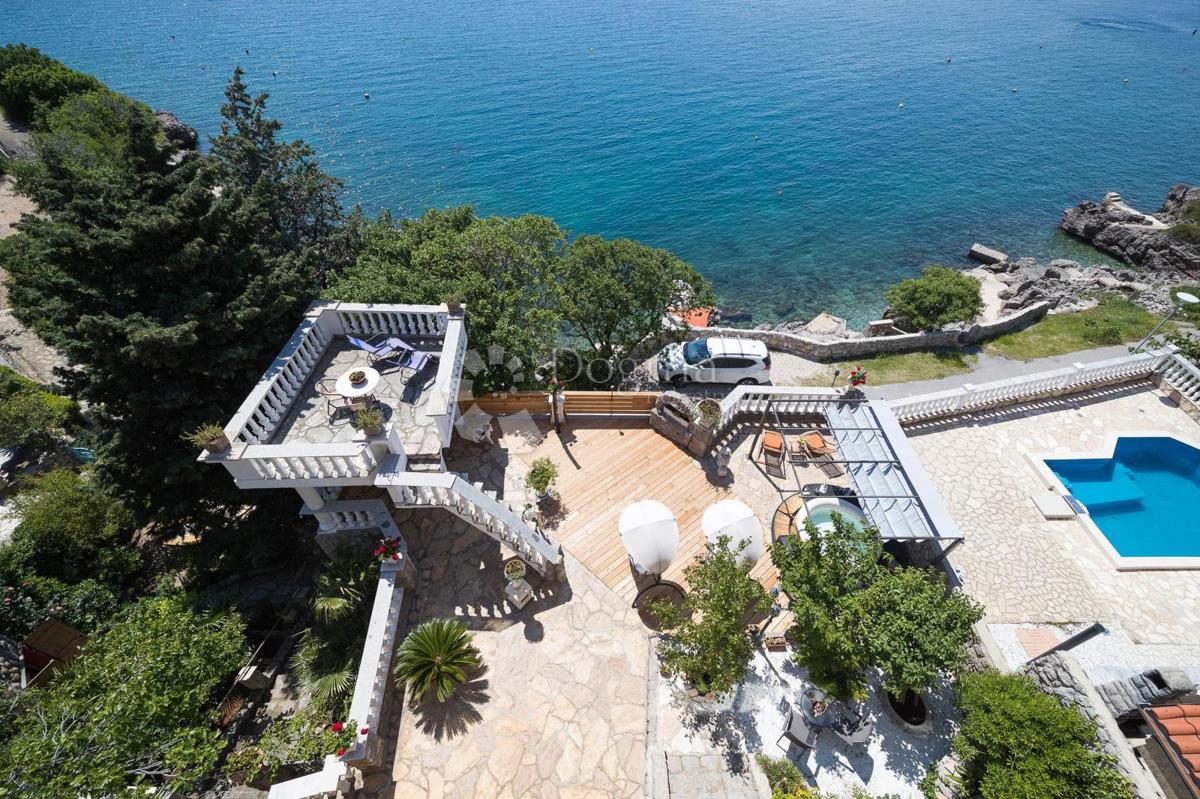 Hiša Smokvica Krmpotska, Novi Vinodolski, 680m2