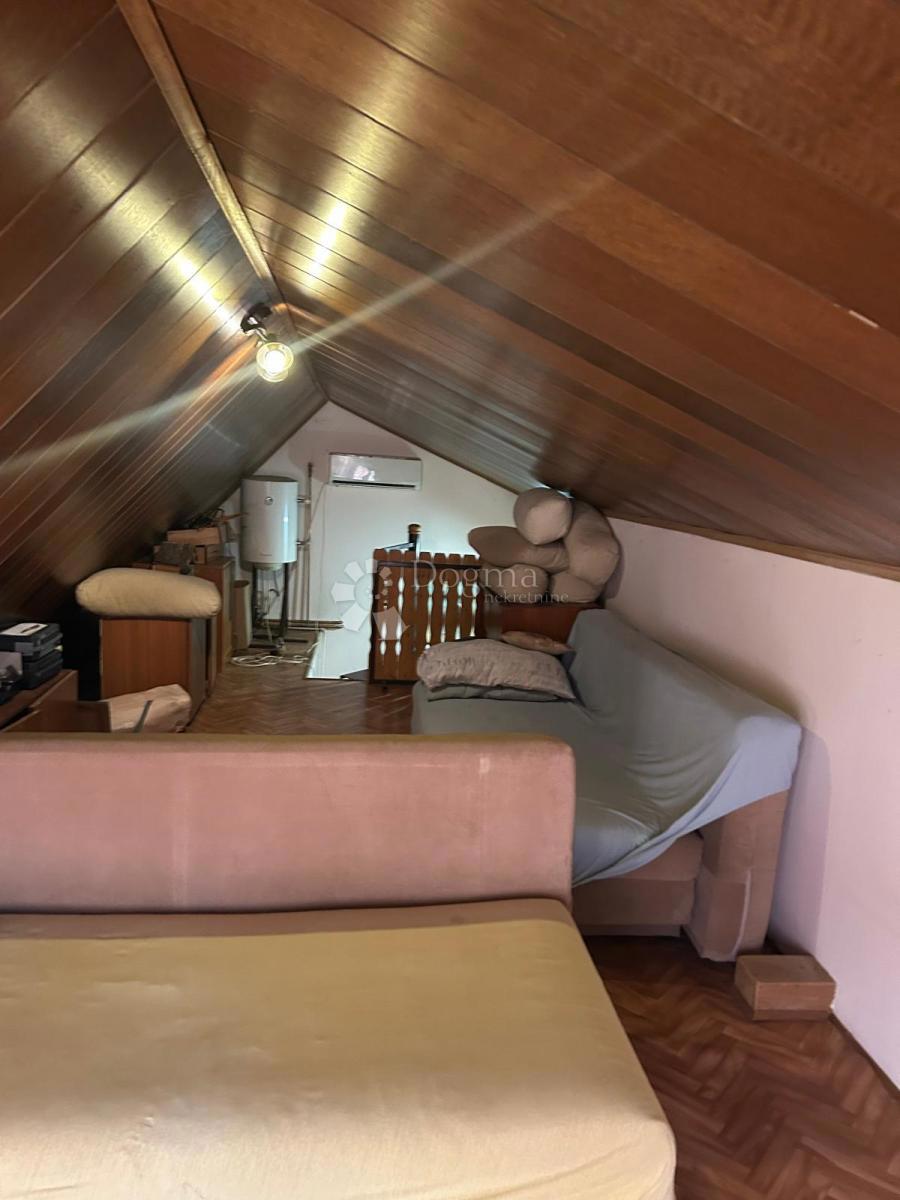 Hiša Stari Brod, Lekenik, 75m2