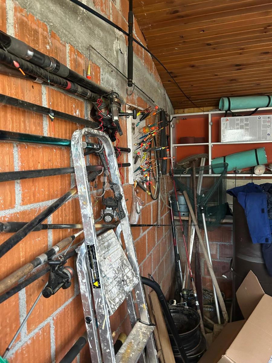 Hiša Stari Brod, Lekenik, 75m2