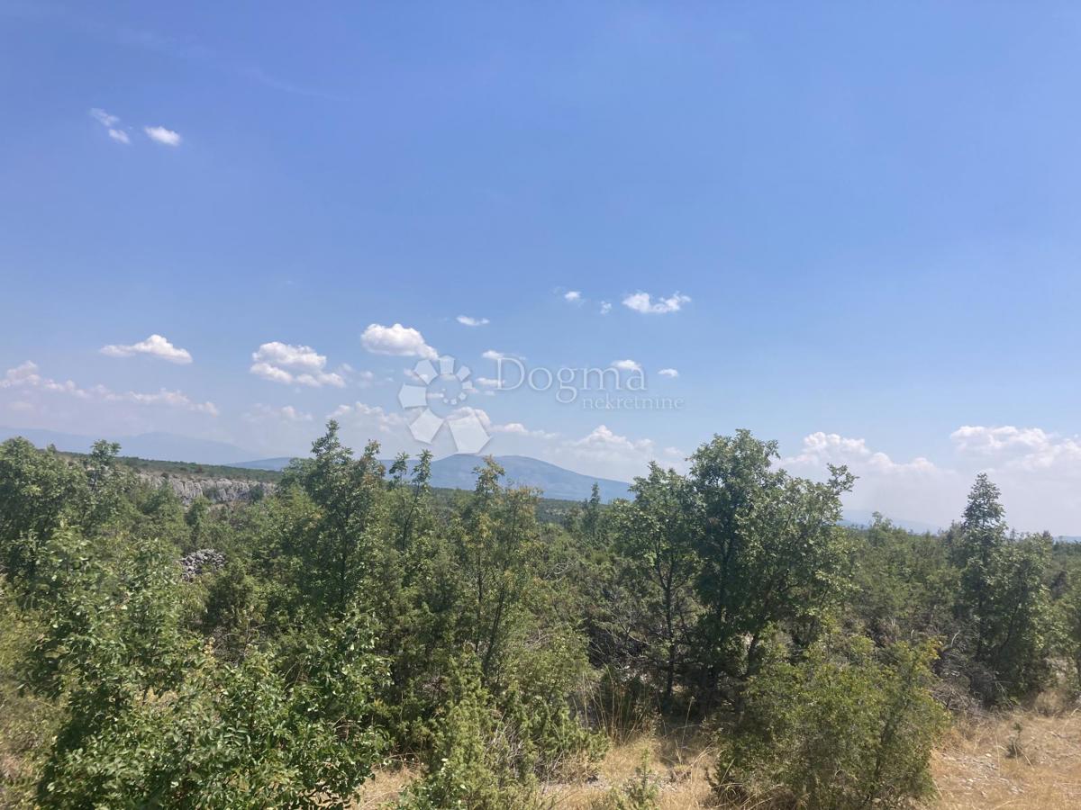 Zazidljivo zemljišče Rupe, Skradin, 16.500m2