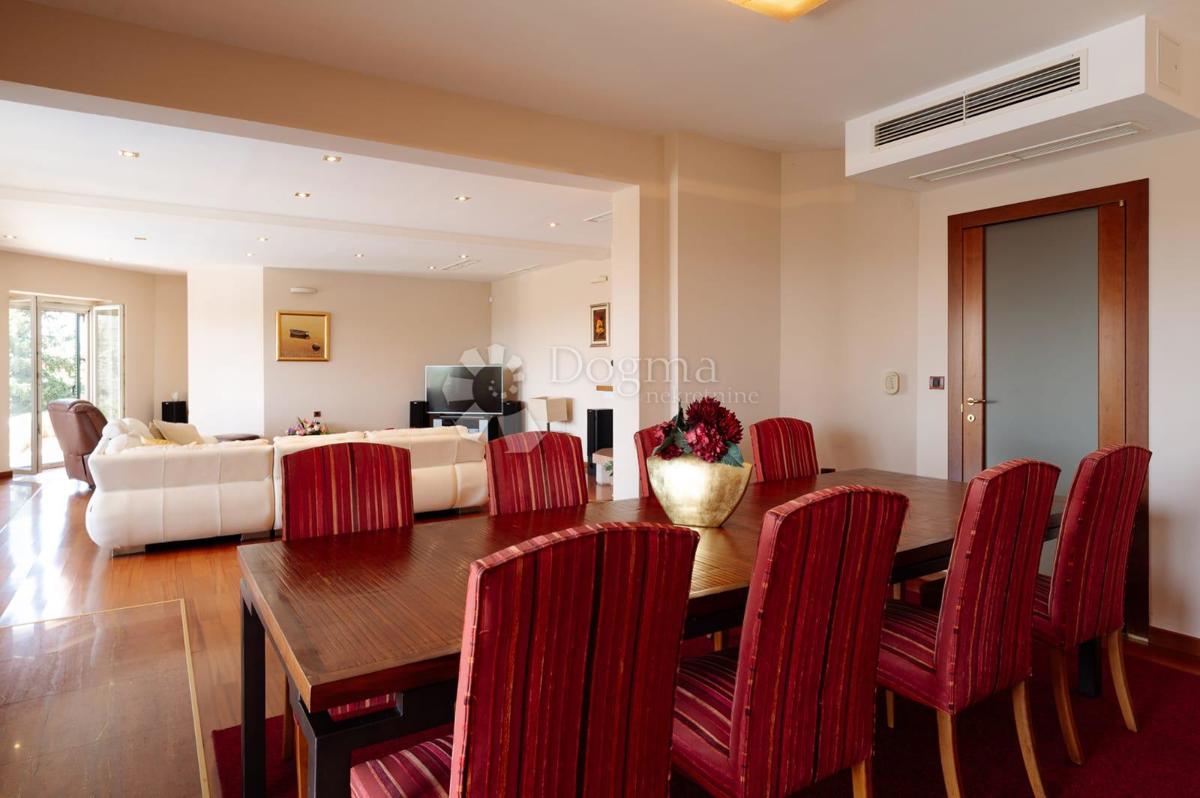 Hiša Kožino, Zadar - Okolica, 880m2