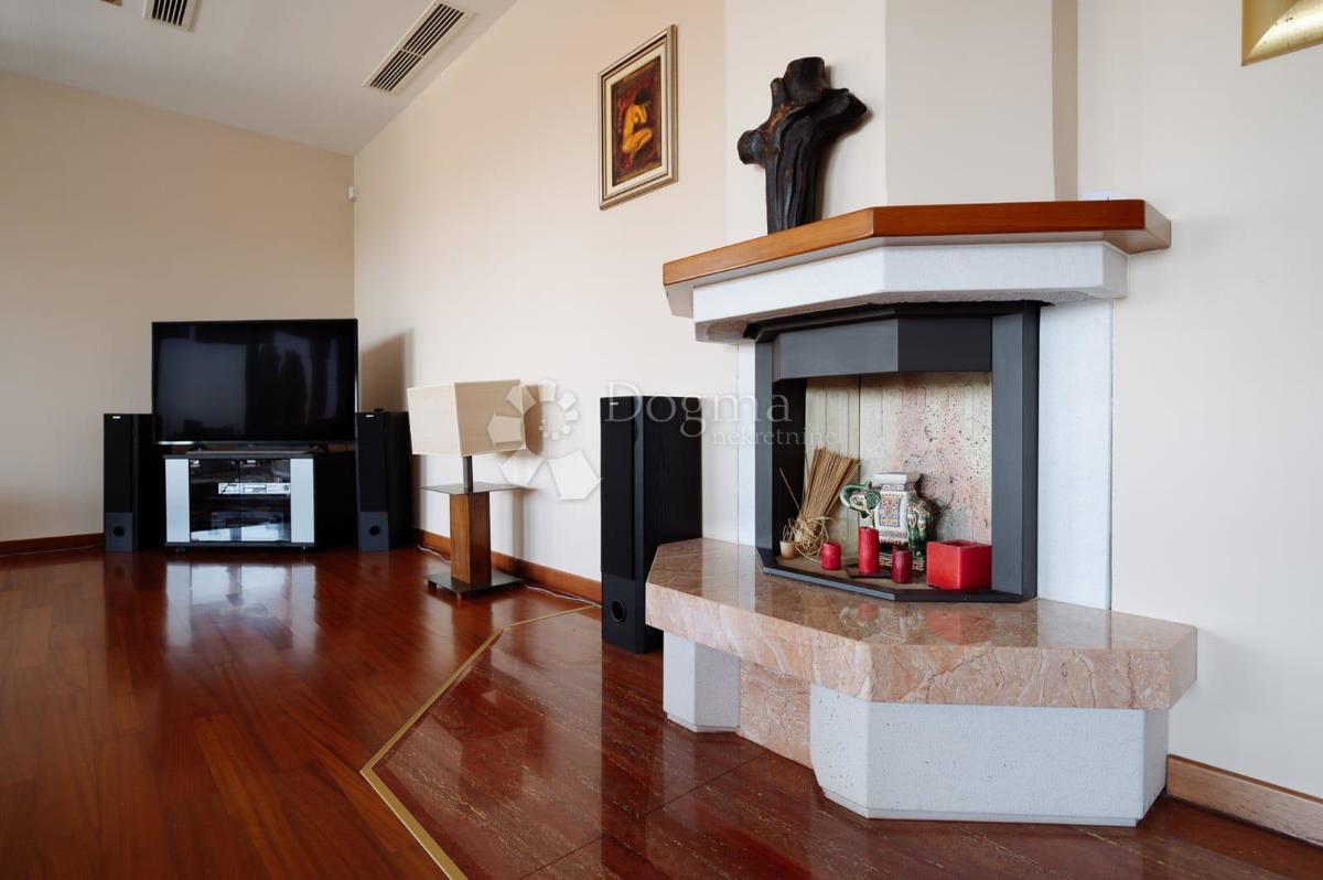 Hiša Kožino, Zadar - Okolica, 880m2