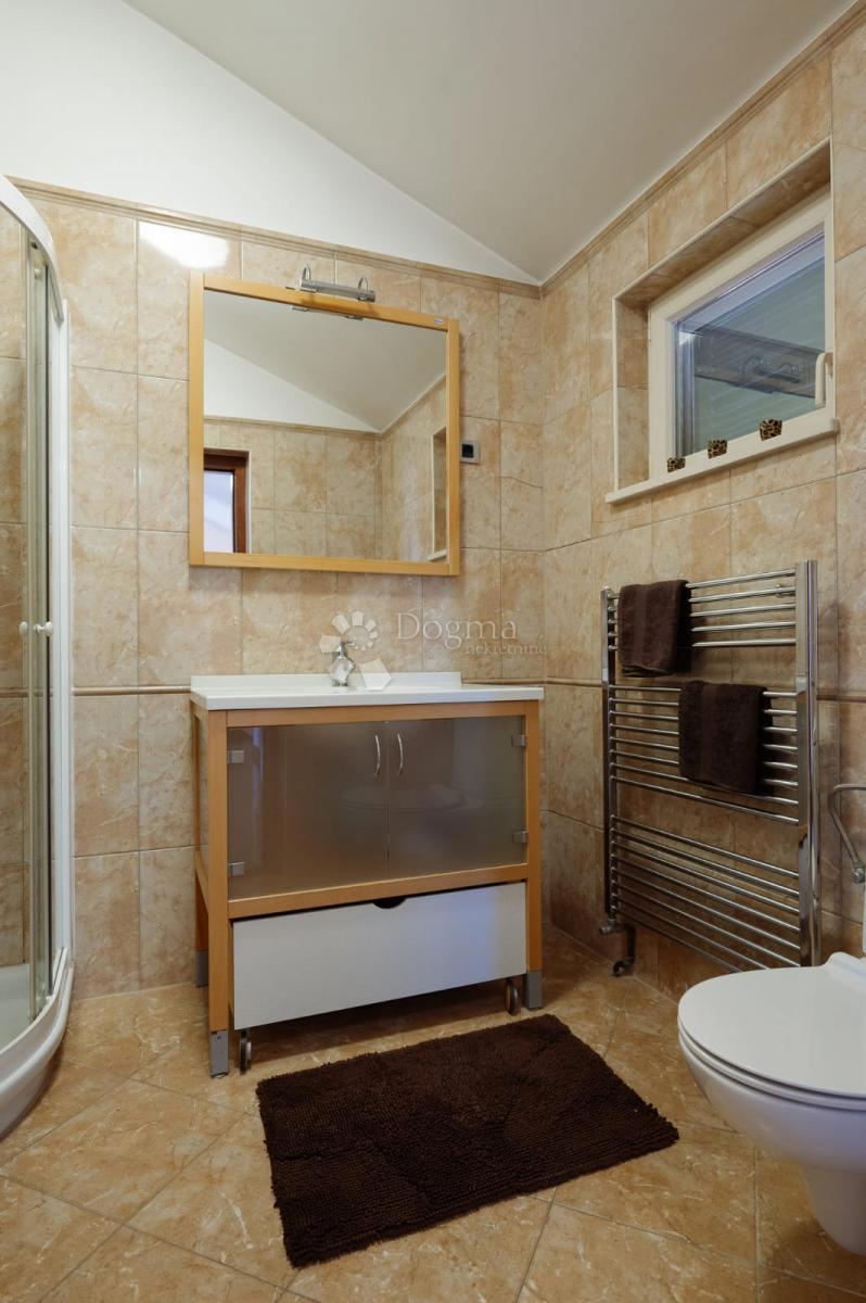 Hiša Kožino, Zadar - Okolica, 880m2